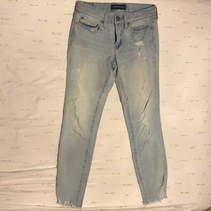 Aeropostale Faded Ripped Skinny Jeans